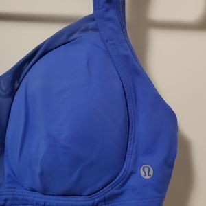 36DD LululemonTataTamer high impact sports…